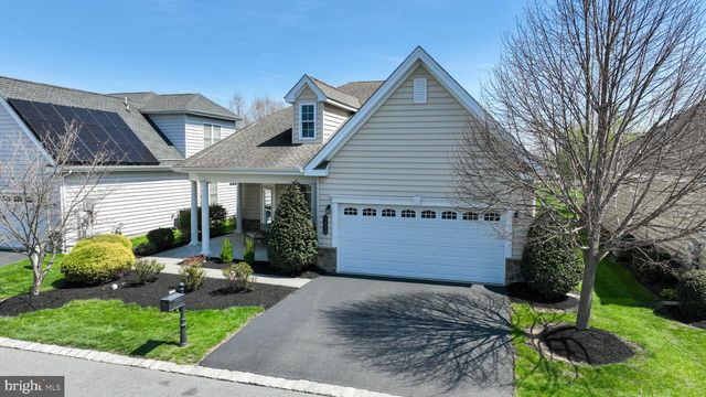 1444 EMERSON DR, Mount Joy, PA 17552