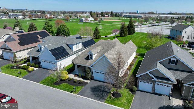1444 EMERSON DR, Mount Joy, PA 17552
