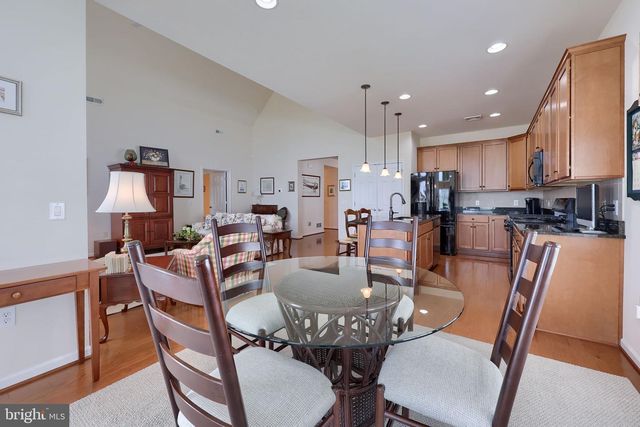 1444 EMERSON DR, Mount Joy, PA 17552