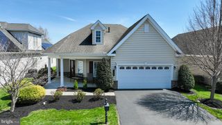 1444 EMERSON DR, Mount Joy, PA 17552