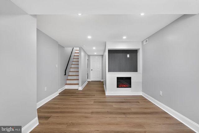 5421 KINGSESSING AVE, Philadelphia, PA 19143