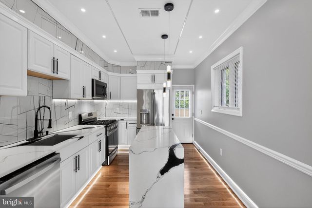 5421 KINGSESSING AVE, Philadelphia, PA 19143