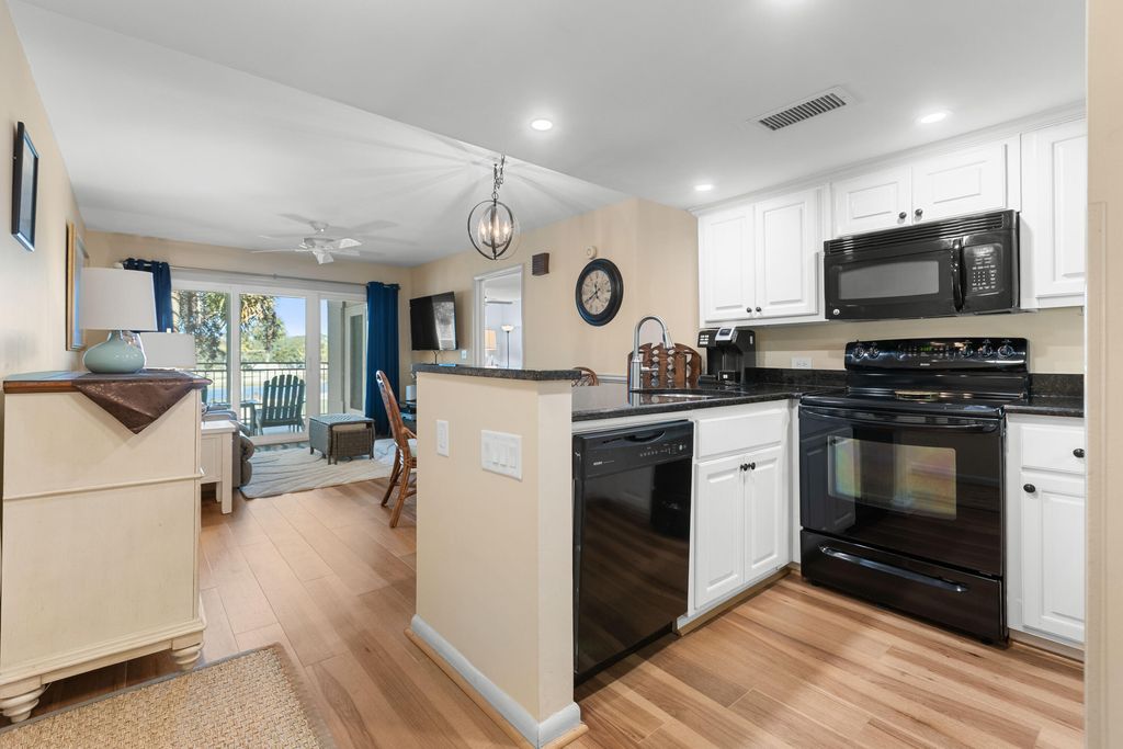 Image 1 of property listing at 2905 Atrium Villa Drive 2905, Seabrook Island, SC 29455