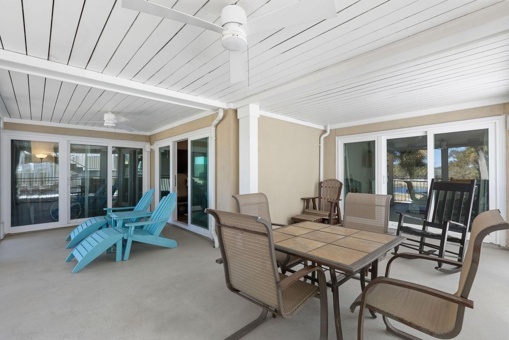 Image 11 of property listing at 2905 Atrium Villa Drive 2905, Seabrook Island, SC 29455