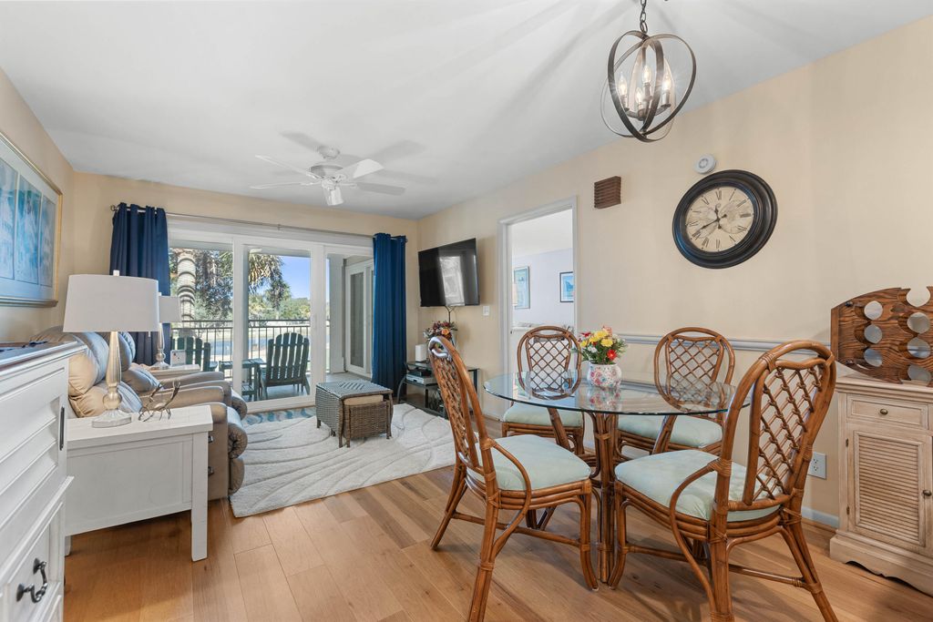 Image 5 of property listing at 2905 Atrium Villa Drive 2905, Seabrook Island, SC 29455