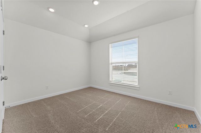 111 Falling Star Circle, San Marcos, TX 78666