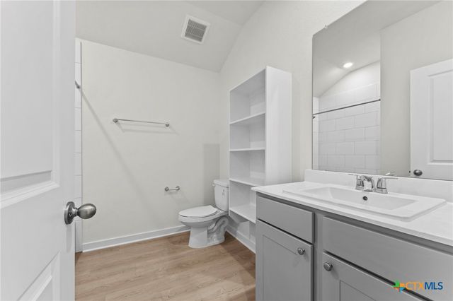 111 Falling Star Circle, San Marcos, TX 78666