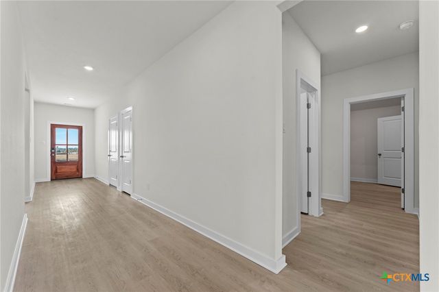 111 Falling Star Circle, San Marcos, TX 78666