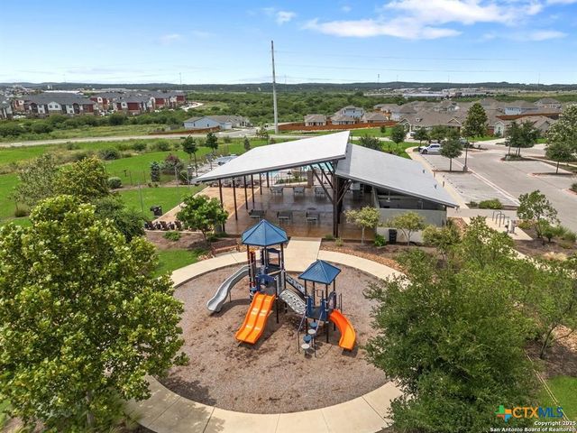 111 Falling Star Circle, San Marcos, TX 78666