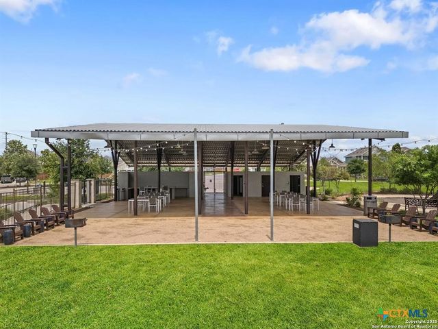 111 Falling Star Circle, San Marcos, TX 78666