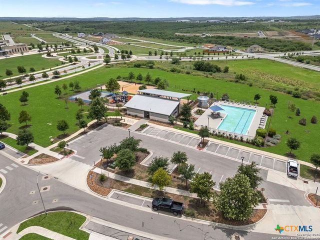 111 Falling Star Circle, San Marcos, TX 78666