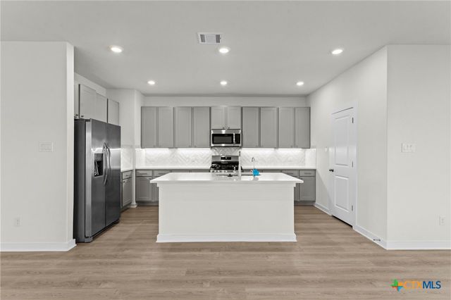 111 Falling Star Circle, San Marcos, TX 78666