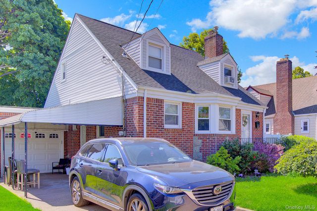 12 Dale Avenue 100, Hempstead, NY 11550