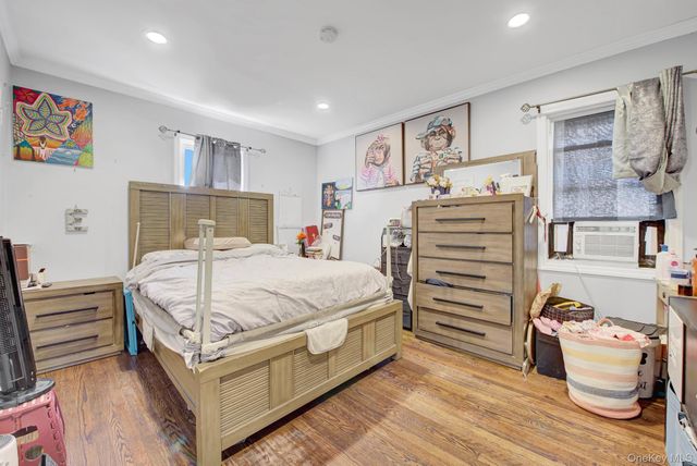 12 Dale Avenue 100, Hempstead, NY 11550