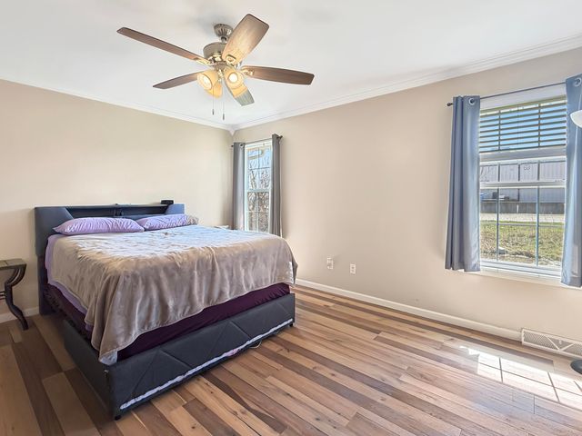 155 RIEF CT A, Holts Summit, MO 65043