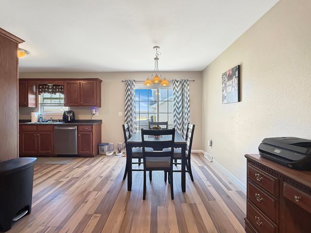 155 RIEF CT A, Holts Summit, MO 65043