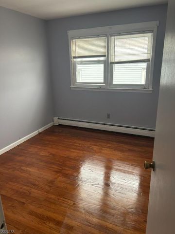 32 Union Pl, Irvington Twp., NJ 07111