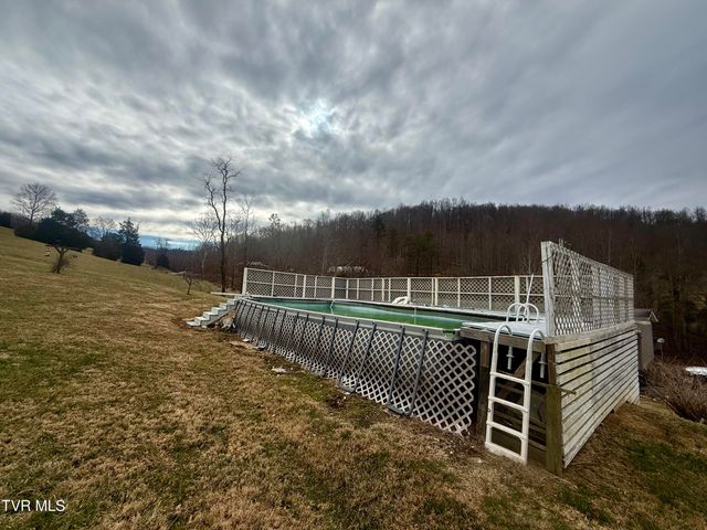 219 Ridge Road, Eidson, TN 37731
