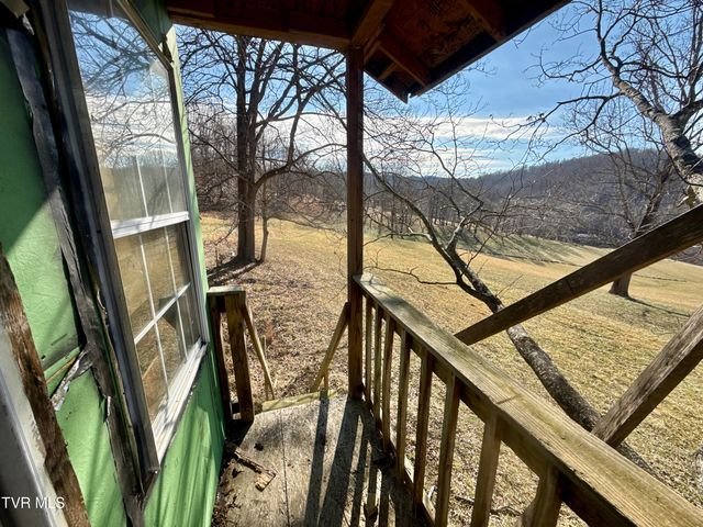 219 Ridge Road, Eidson, TN 37731