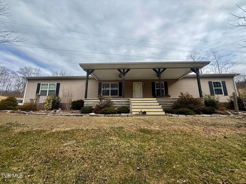 219 Ridge Road, Eidson, TN 37731