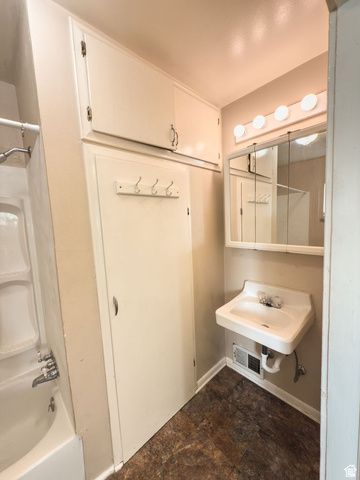 280 W 500 S, Price, UT 84501