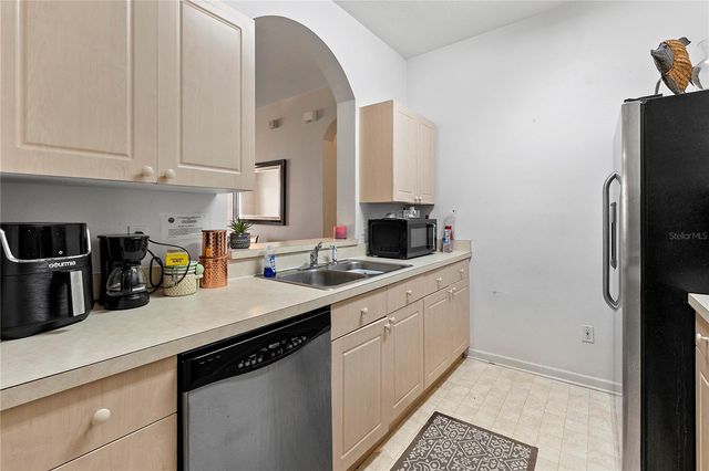 8103 COCONUT PALM WAY 205, Kissimmee, FL 34747