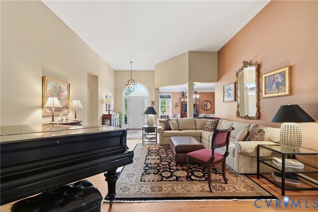 12300 Bradington Ter, Glen Allen, VA 23059