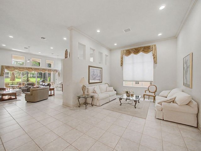 121 ORCHID CAY Drive, Palm Beach Gardens, FL 33418
