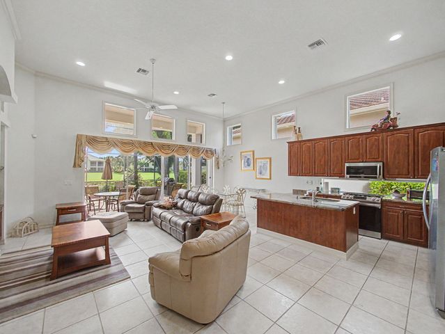 121 ORCHID CAY Drive, Palm Beach Gardens, FL 33418