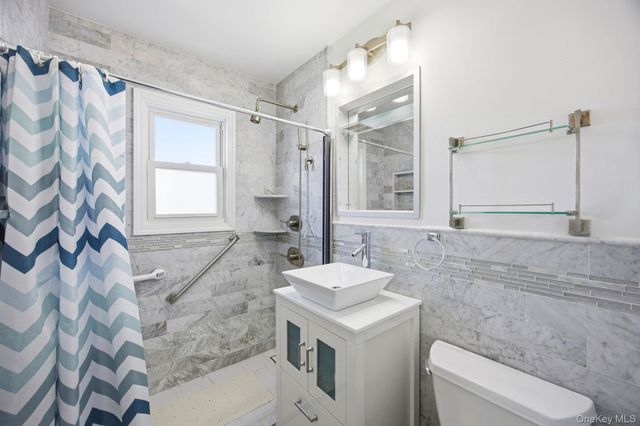 750 Swinton Avenue, Bronx, NY 10465