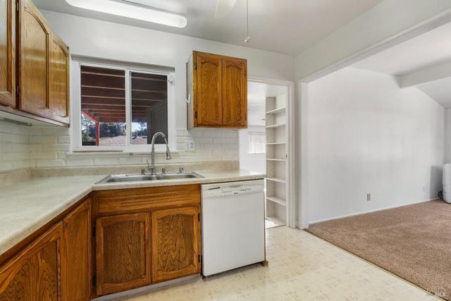 10 Flamingo Ct, American Canyon, CA 94503