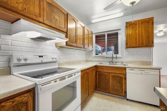 10 Flamingo Ct, American Canyon, CA 94503