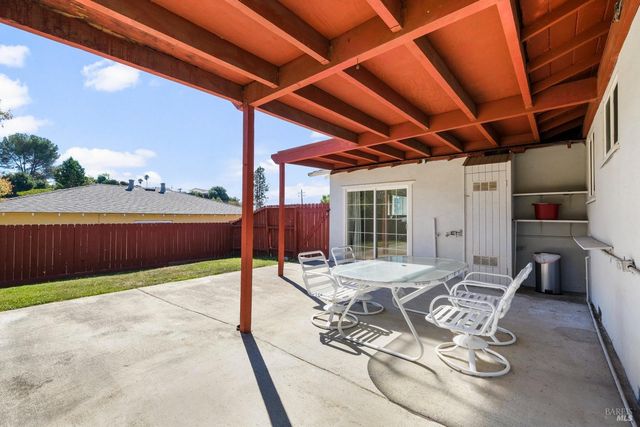 10 Flamingo Ct, American Canyon, CA 94503