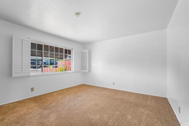 10 Flamingo Ct, American Canyon, CA 94503