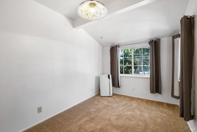 10 Flamingo Ct, American Canyon, CA 94503