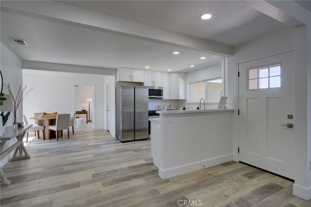 Image 7 of property listing at 3145 Calle Jazmin, San Luis Obispo, CA 93401