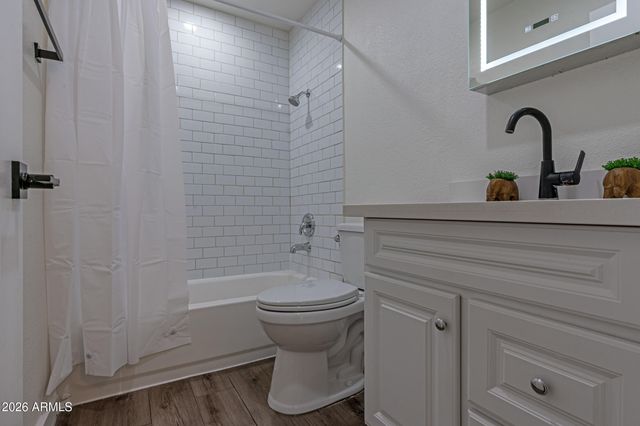 4662 W KRALL Street, Glendale, AZ 85301