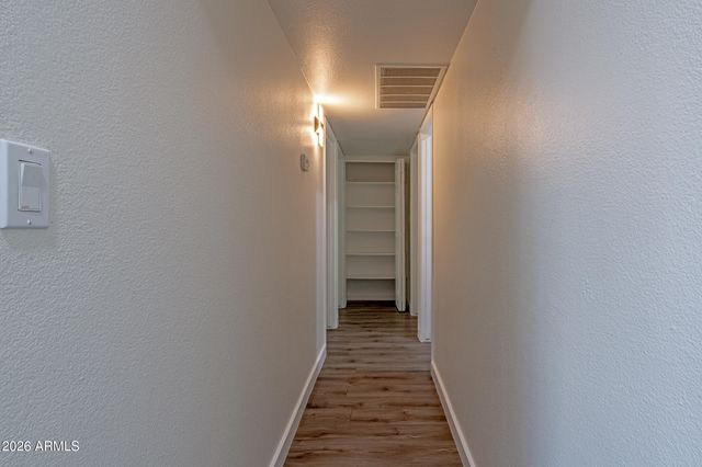 4662 W KRALL Street, Glendale, AZ 85301