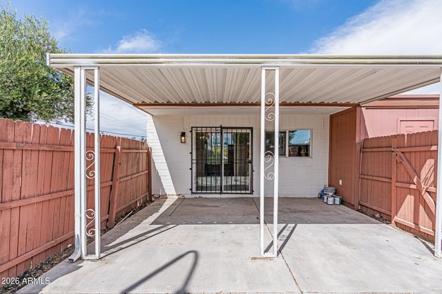 4662 W KRALL Street, Glendale, AZ 85301