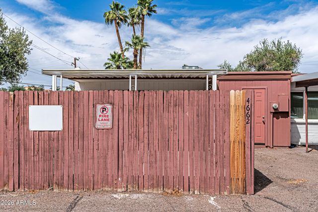 4662 W KRALL Street, Glendale, AZ 85301