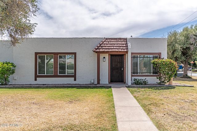 4662 W KRALL Street, Glendale, AZ 85301