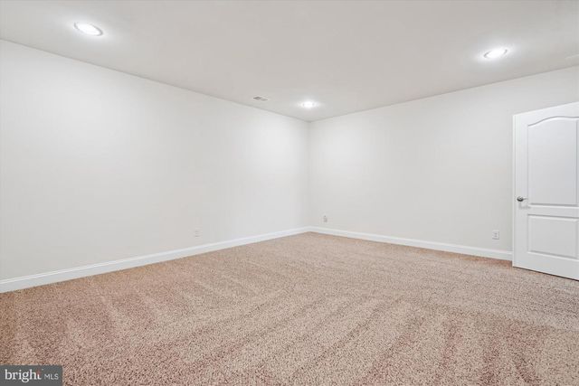 6647 TACK HOUSE TRL TRL, Centreville, VA 20120