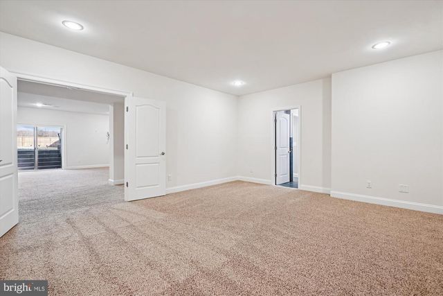 6647 TACK HOUSE TRL TRL, Centreville, VA 20120