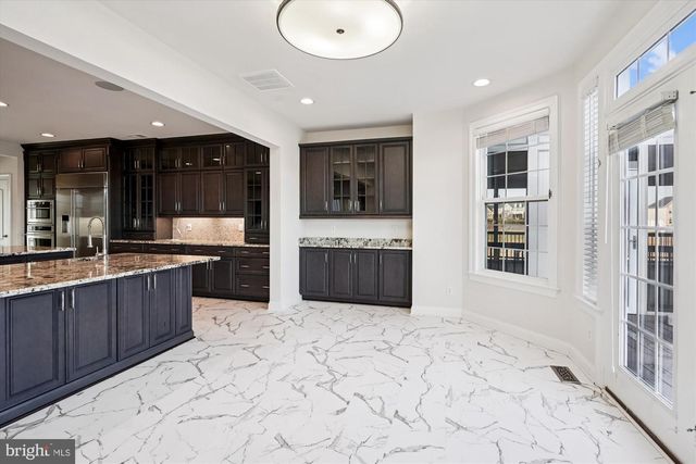 6647 TACK HOUSE TRL TRL, Centreville, VA 20120