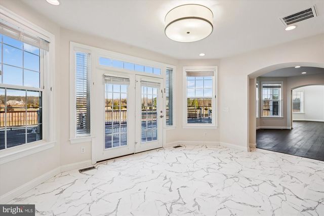 6647 TACK HOUSE TRL TRL, Centreville, VA 20120