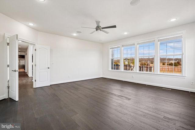 6647 TACK HOUSE TRL TRL, Centreville, VA 20120