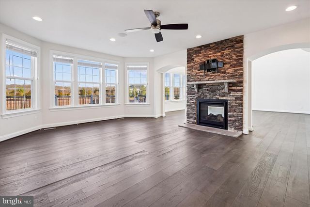 6647 TACK HOUSE TRL TRL, Centreville, VA 20120
