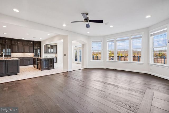 6647 TACK HOUSE TRL TRL, Centreville, VA 20120