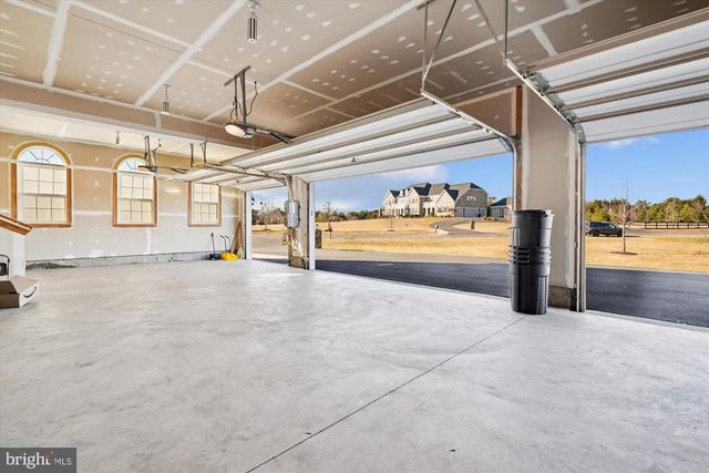 6647 TACK HOUSE TRL TRL, Centreville, VA 20120