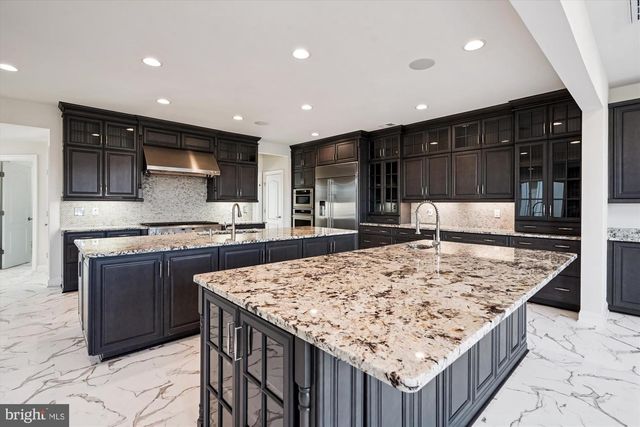 6647 TACK HOUSE TRL TRL, Centreville, VA 20120